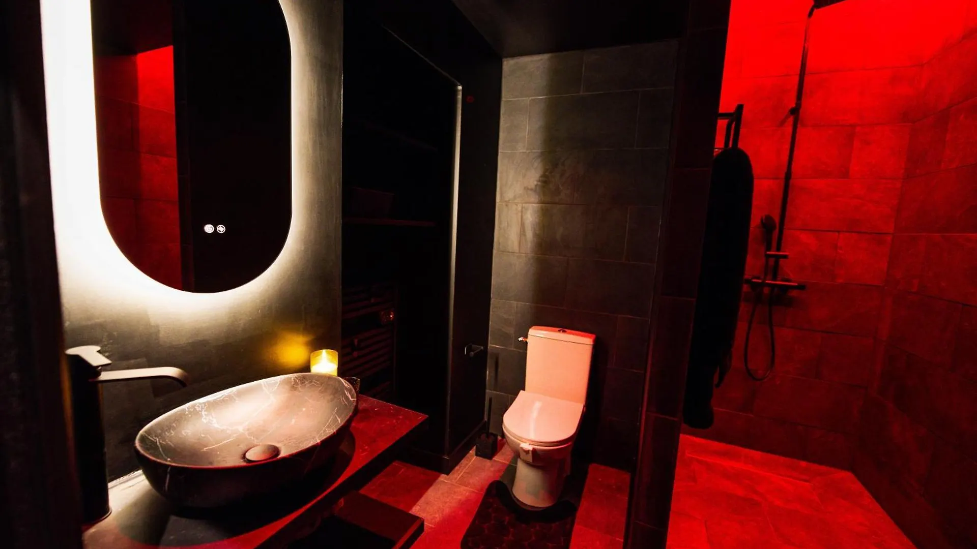 Suite Romantic - Love Room - Toulouse Centre فرنسا